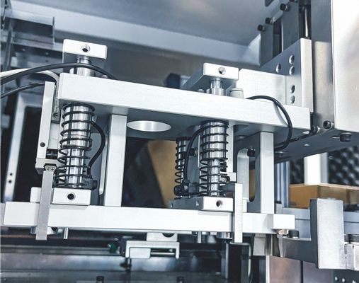 Hochgenaue Trim- und Formmaschine Sehnenschneiden und Trennsystem