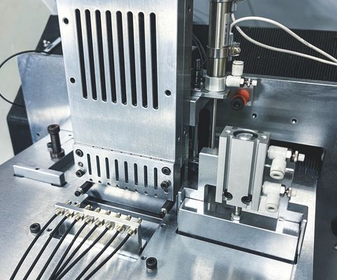 Automatische Trim- und Formmaschine Stange Schneiden Formen Trennsystem