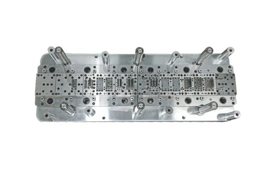 Anpassung Elektroplattierung IC Blei Rahmen Stamping Form In Halbleiter